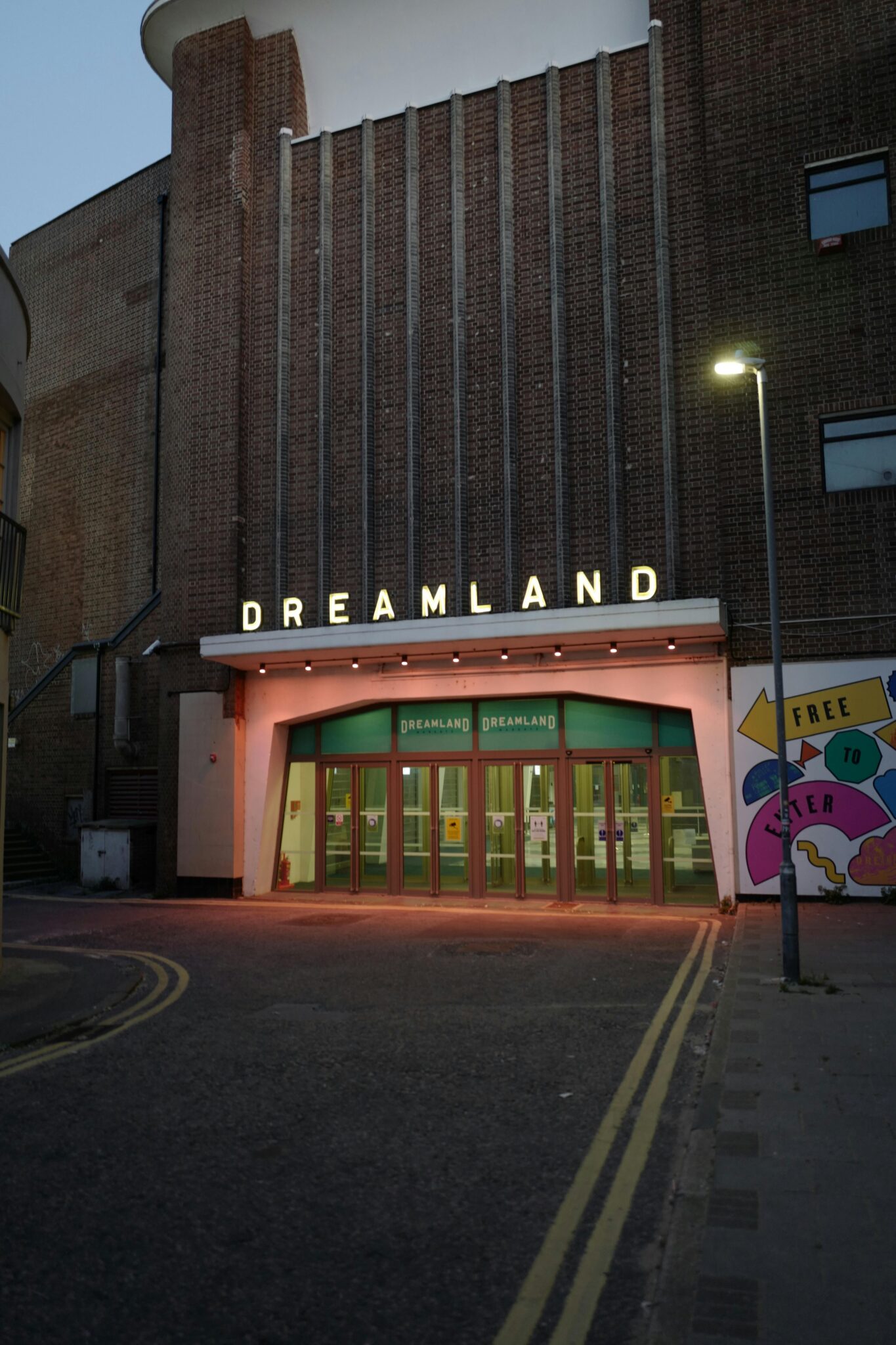 Places to Stay Near Dreamland Margate
